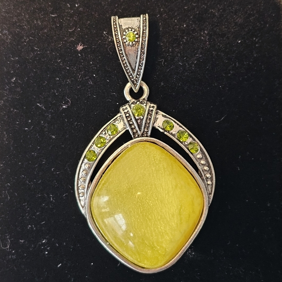 Jewelry - Large Costume Silver Tone Green Rhinestone and Large Green Center Stone Pendant